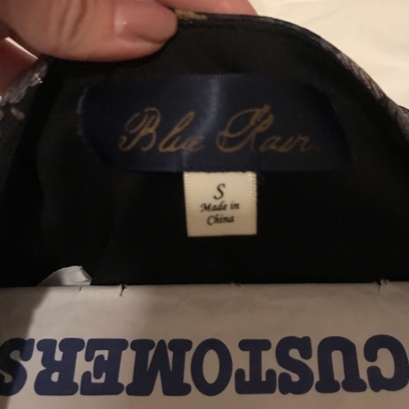 Francesca’s blouse size small - Picture 4 of 6